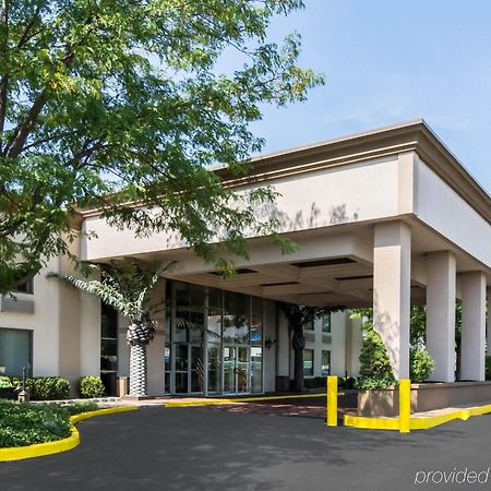 Plaza Inn & Suites Hagerstown Exterior foto